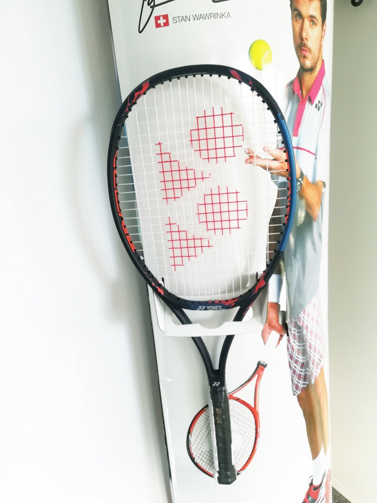 Nowa rakieta do tenisa Yonex Vcore Pro – czym się wyróżnia?